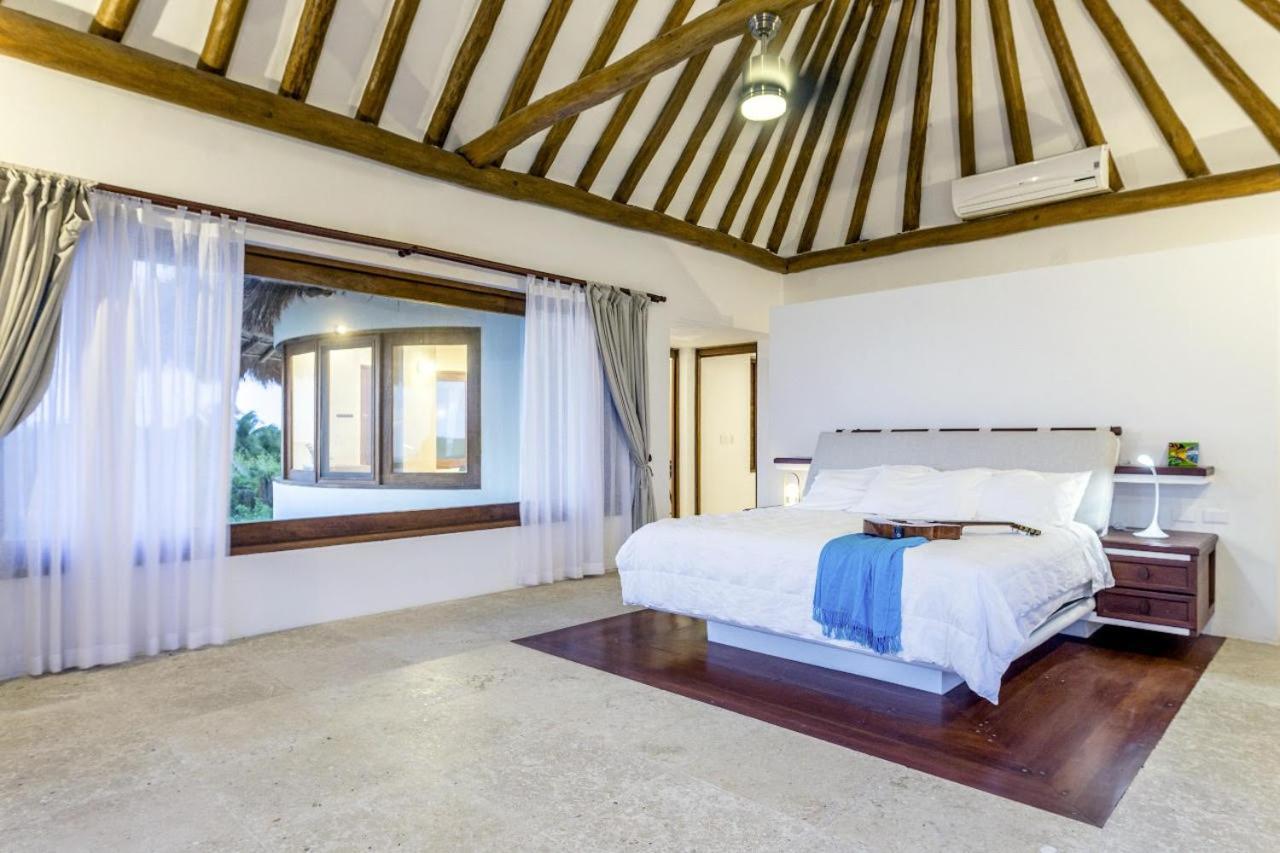 Dk Luxury Ocean Front Villa - Adults Only Isla Holbox Dış mekan fotoğraf